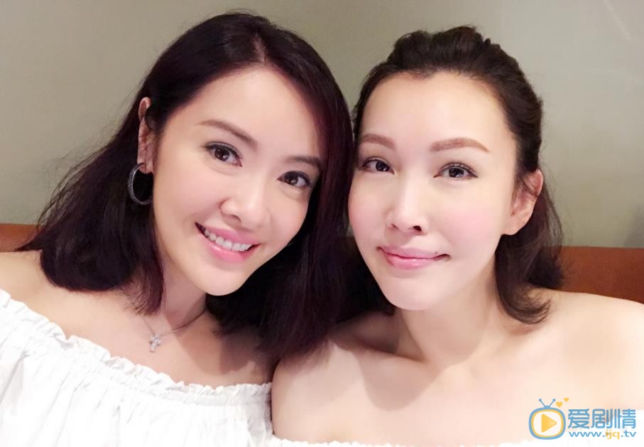 向海岚友人合照 向海岚高清写真_向海岚高清剧照