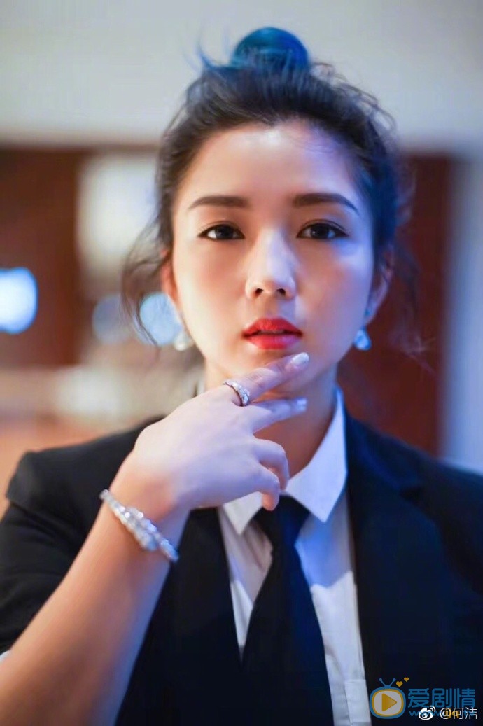何洁活动照 何洁高清写真_何洁高清剧照