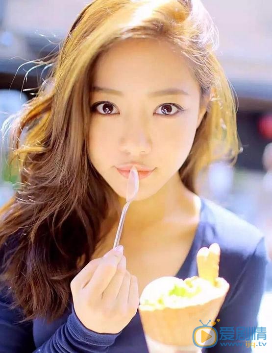 邓家佳清新写真 邓家佳高清写真_邓家佳高清剧照