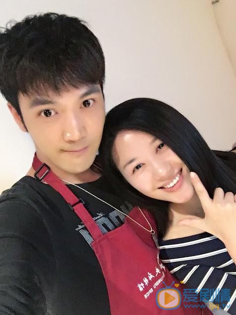 魏鹏朋友合照 魏鹏高清写真_魏鹏高清剧照