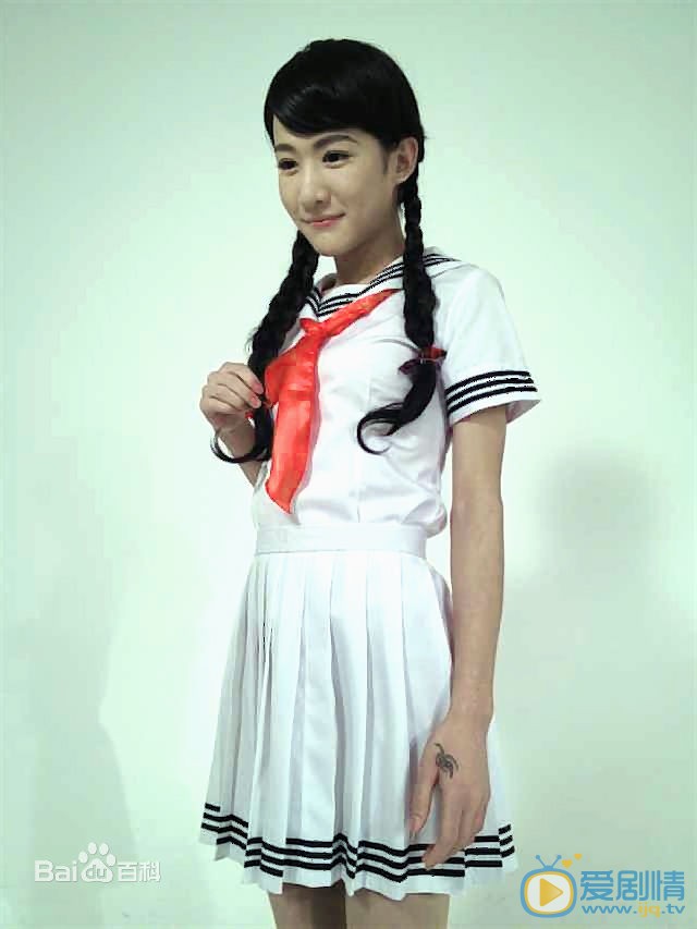 卢卓长发女装照 卢卓高清写真_卢卓高清剧照