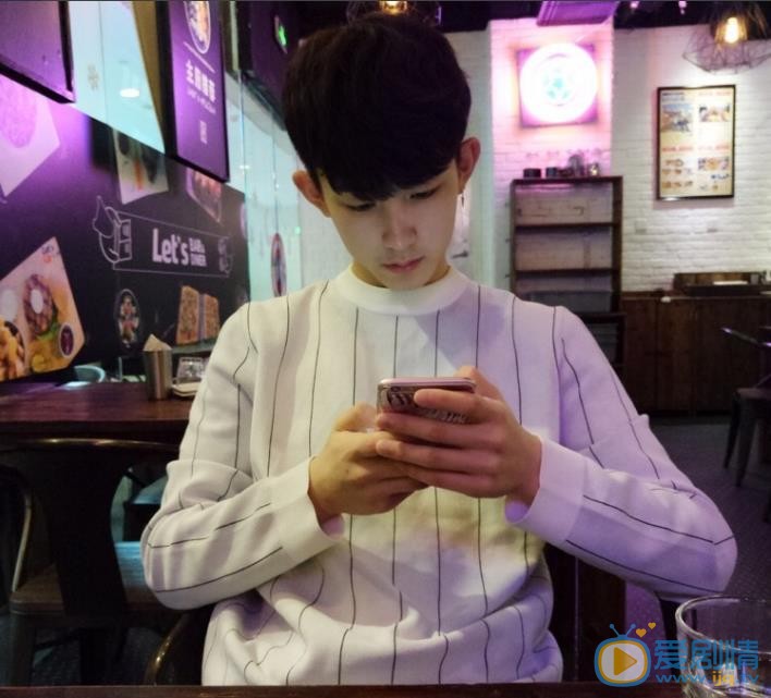 郭俊辰生活照 郭俊辰高清写真_郭俊辰高清剧照