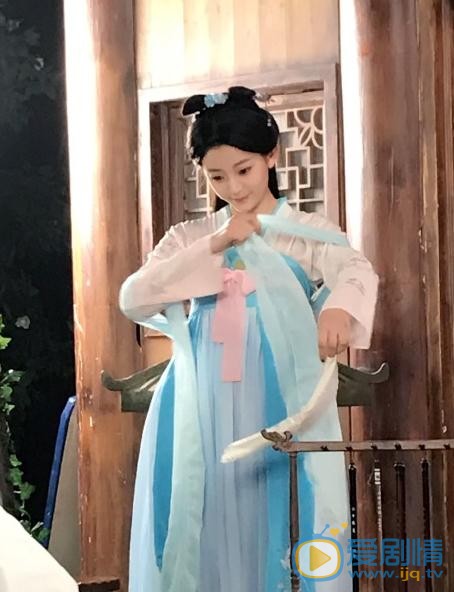 罗予彤片场照 罗予彤高清写真_罗予彤高清剧照