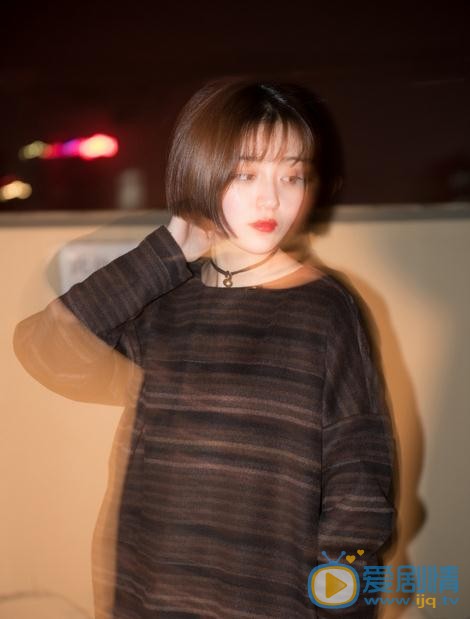罗予彤黑色帅气写真 罗予彤高清写真_罗予彤高清剧照
