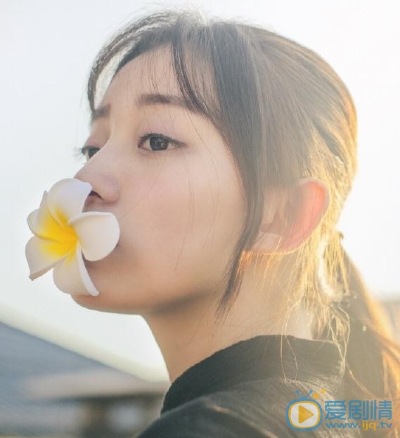 罗予彤民国风写真 罗予彤高清写真_罗予彤高清剧照