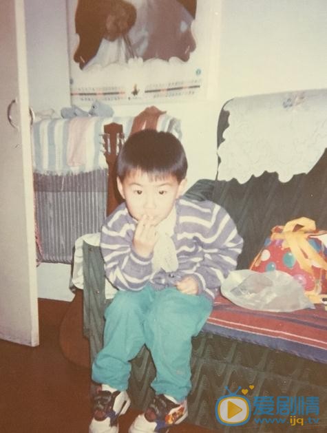 李柄辉童年照 李柄辉高清写真_李柄辉高清剧照