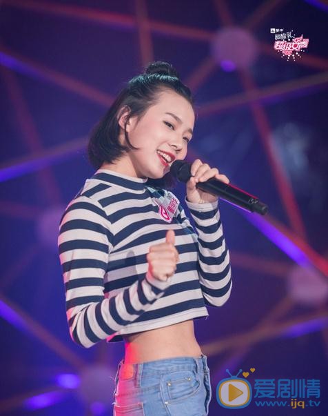 鲁照华《超级女声》比赛照 鲁照华高清写真_鲁照华高清剧照