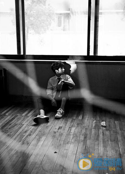 范晓东黑白写真 范晓东高清写真_范晓东高清剧照