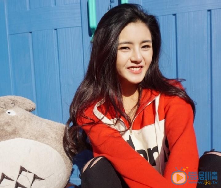 许雅婷生活照 许雅婷高清写真_许雅婷高清剧照