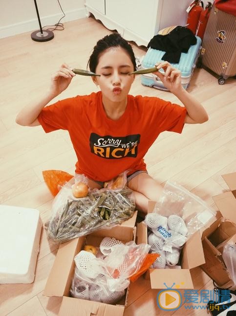 许雅婷可爱照 许雅婷高清写真_许雅婷高清剧照