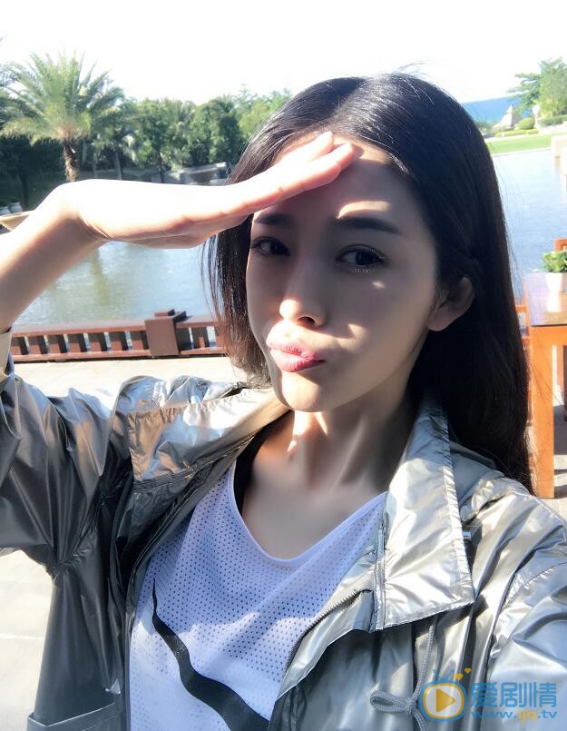 王璟彦卖萌照 王璟彦高清写真_王璟彦高清剧照