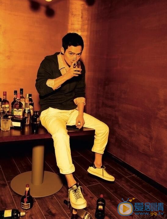  那年花开月正圆图尔丹是谁演的？图尔丹扮演者高圣远个人资料及生活写真照欣赏