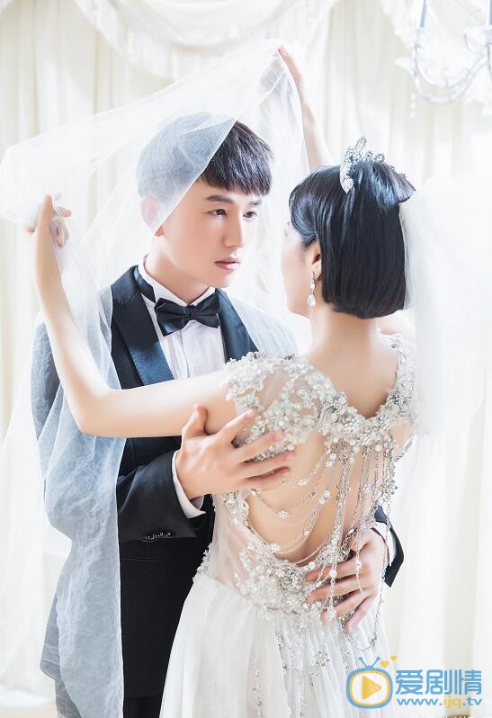 许之糯婚纱照 许之糯高清写真_许之糯高清剧照
