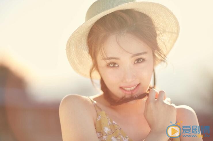 张可盈清新写真 张可盈高清写真_张可盈高清剧照