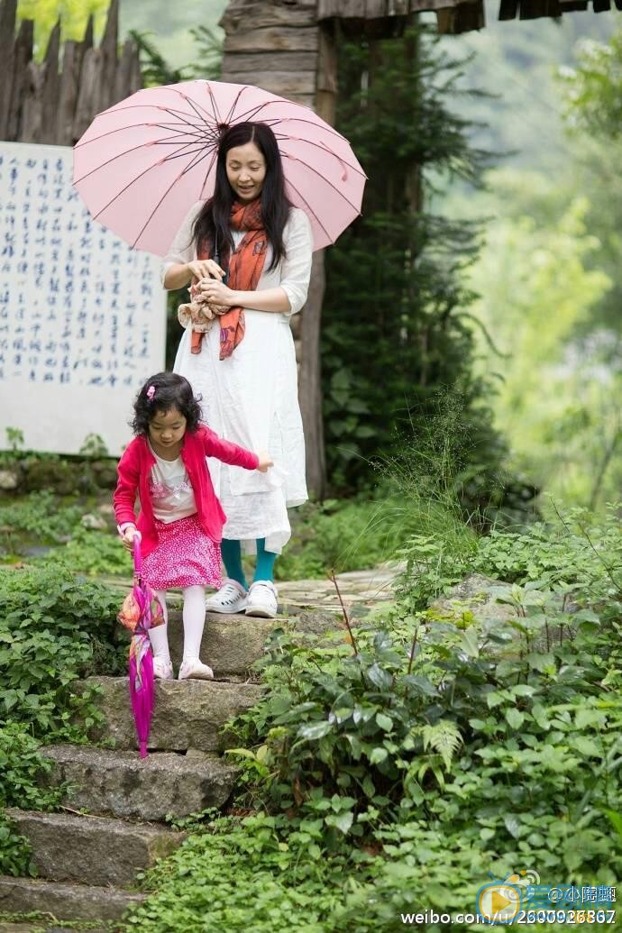 陶虹和女儿合照 陶虹和女儿合照