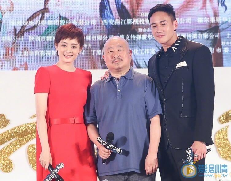  那年花开月正圆开播发布会 孕妈胡杏儿何润东&ldquo;办婚礼&rdquo;