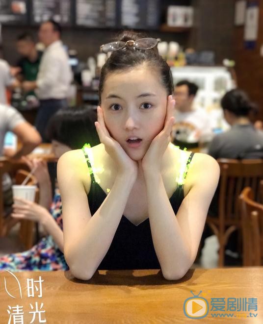 吕艳生活照 吕艳高清写真_吕艳高清剧照