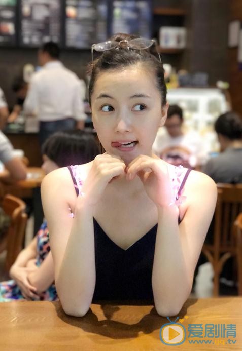 吕艳生活照 吕艳高清写真_吕艳高清剧照