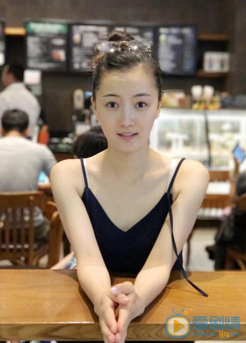 吕艳生活照 吕艳高清写真_吕艳高清剧照