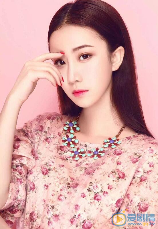 李思琪时尚写真 李思琪高清写真_李思琪高清剧照