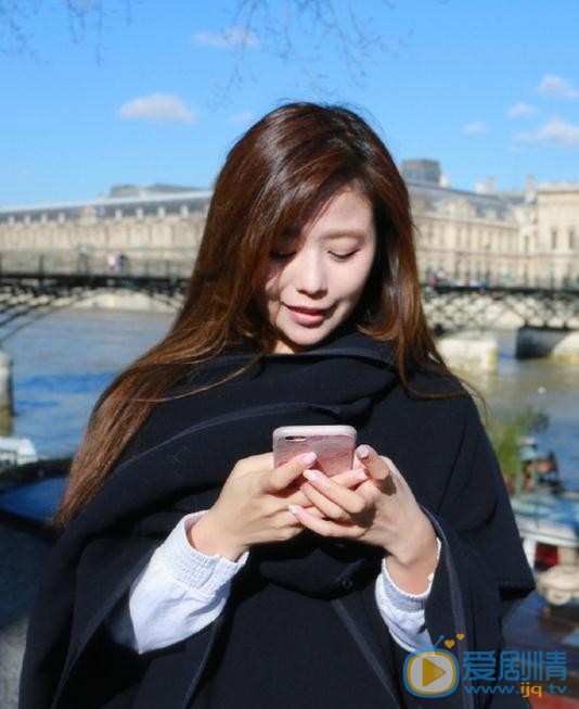 高茵国外街头写真 高茵高清写真_高茵高清剧照