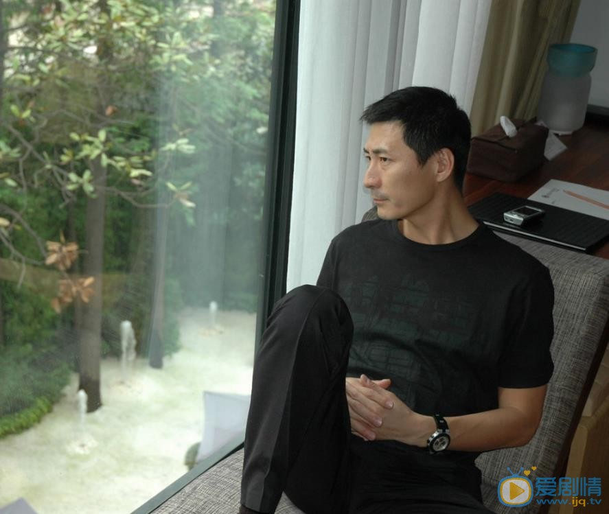 张子健绅士写真 张子健高清写真_张子健高清剧照