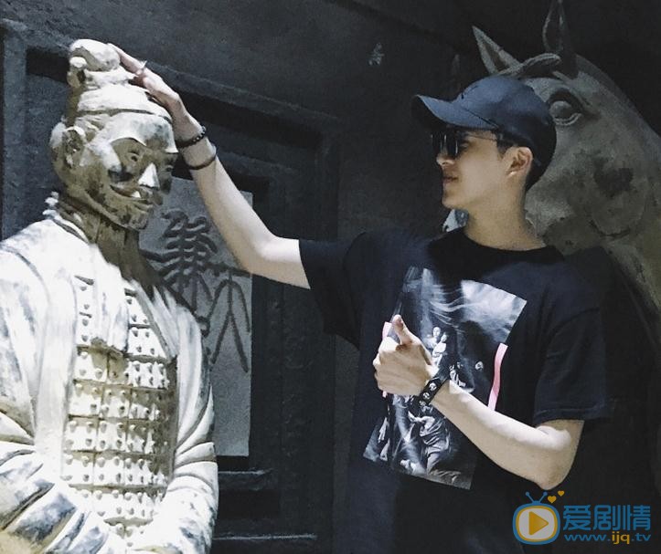 黄新皓生活照 黄新皓高清写真_黄新皓高清剧照
