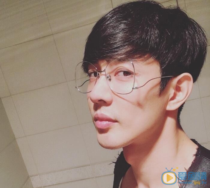 刘成瑞生活照 刘成瑞高清写真_刘成瑞高清剧照