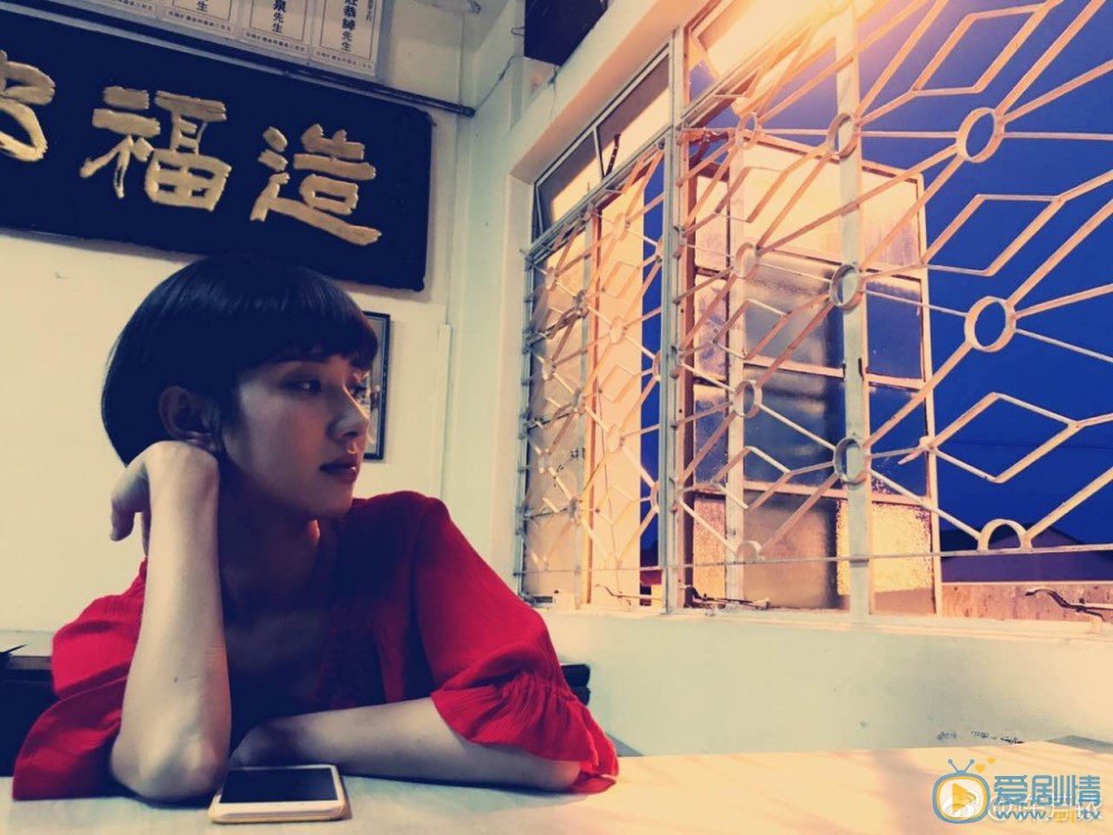 许芳铱街拍写真 许芳铱高清写真_许芳铱高清剧照