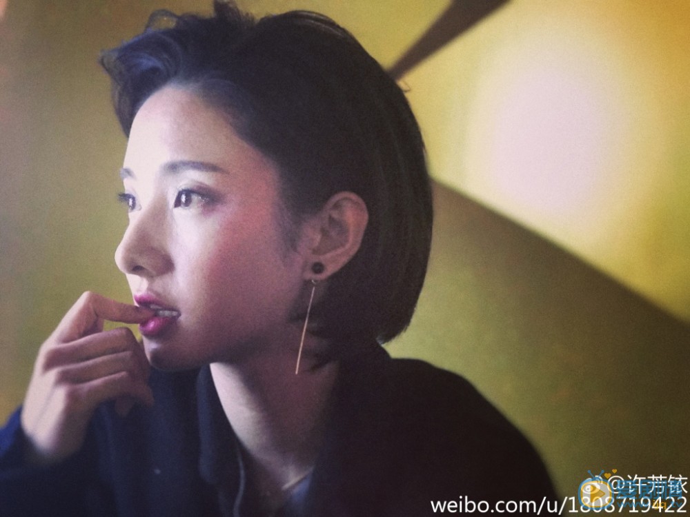 许芳铱短发帅气照 许芳铱高清写真_许芳铱高清剧照