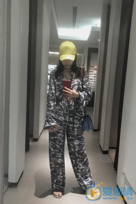 闫笑生活照 闫笑高清写真_闫笑高清剧照
