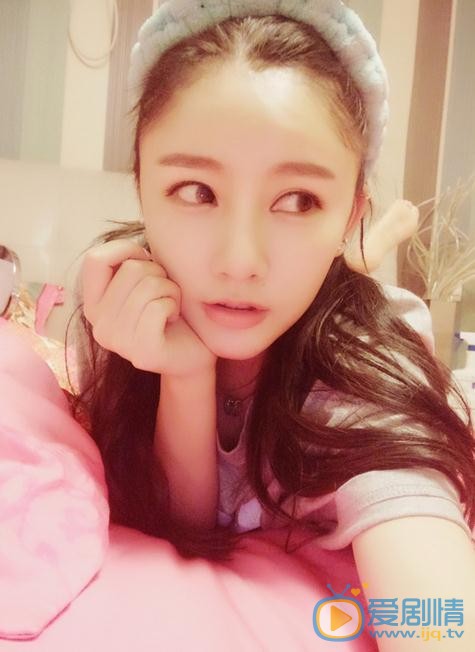 闫笑生活照 闫笑高清写真_闫笑高清剧照