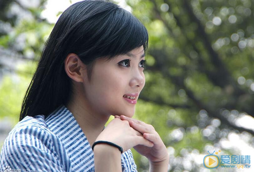 孙文婷校园写真 孙文婷高清写真_孙文婷高清剧照