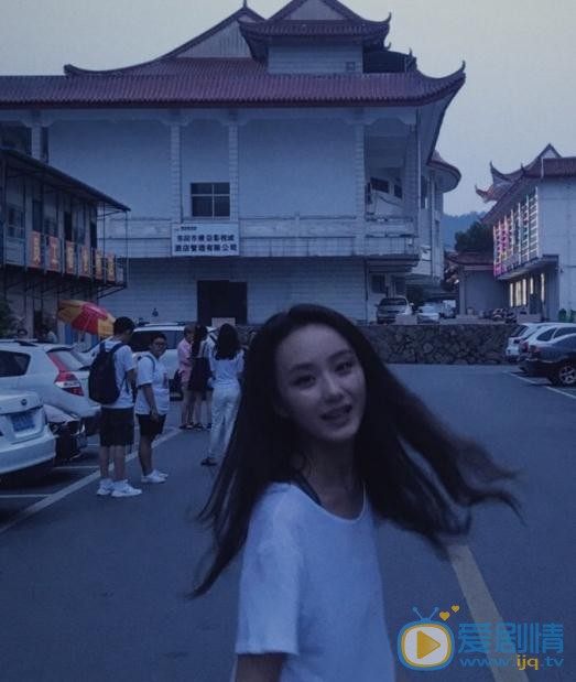邓欣街拍写真 邓欣高清写真_邓欣高清剧照