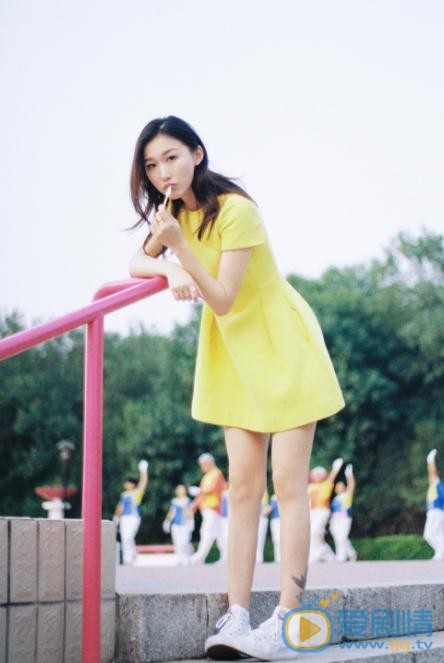 谢林彤时尚街拍 谢林彤高清写真_谢林彤高清剧照