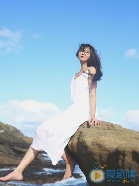 戚蓝尹文艺写真 戚蓝尹高清写真_戚蓝尹高清剧照