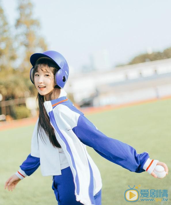 戚蓝尹制服写真 戚蓝尹高清写真_戚蓝尹高清剧照