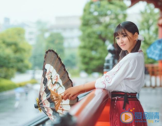 戚蓝尹汉服写真 戚蓝尹高清写真_戚蓝尹高清剧照