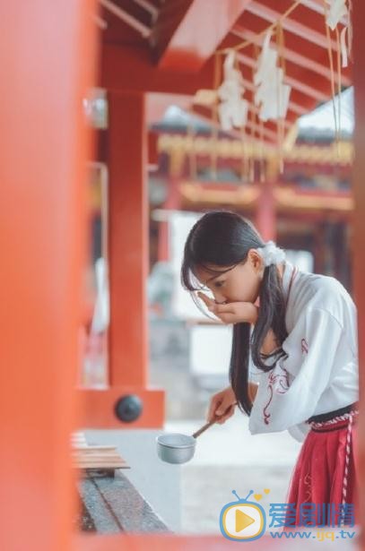 戚蓝尹汉服写真 戚蓝尹高清写真_戚蓝尹高清剧照