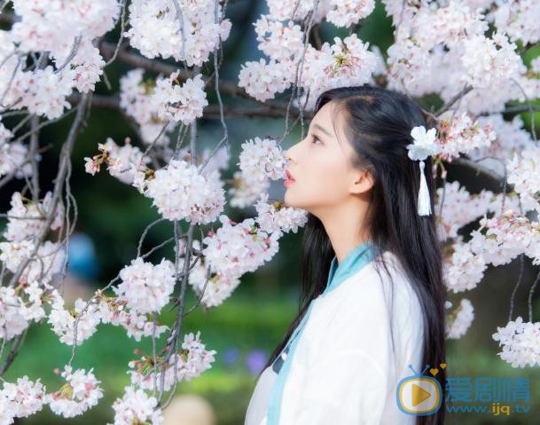 戚蓝尹汉服写真 戚蓝尹高清写真_戚蓝尹高清剧照
