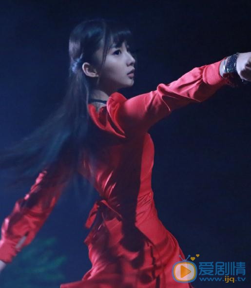 戚蓝尹《灵界助理》剧照 戚蓝尹高清写真_戚蓝尹高清剧照