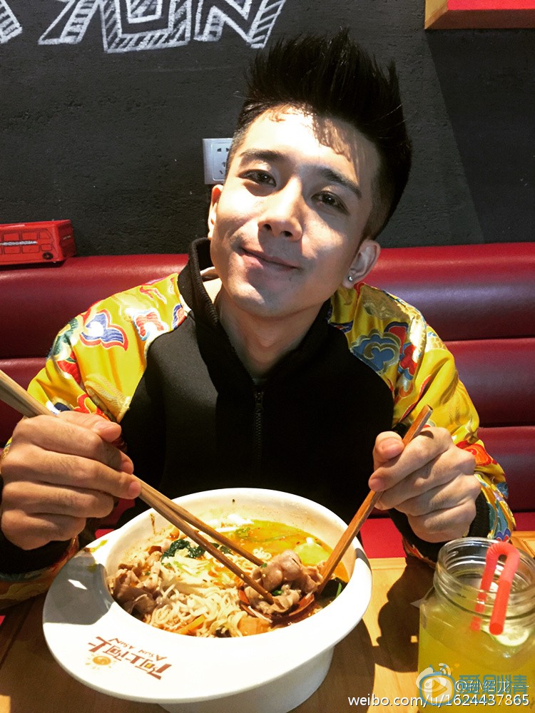 孙绍龙生活照 孙绍龙高清写真_孙绍龙高清剧照
