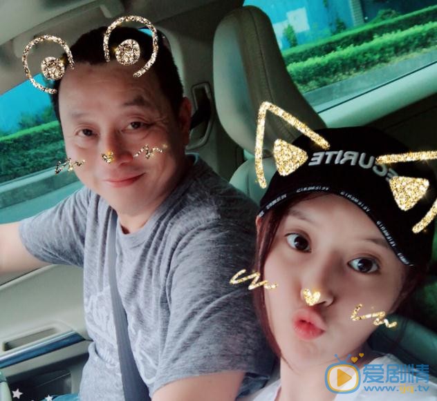 蔡蝶家人朋友照 蔡蝶高清写真_蔡蝶高清剧照