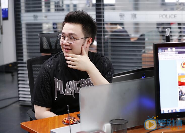 天下无诈柯宥嘉剧照 