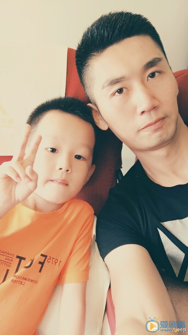 何达亲子照 何达高清写真_何达高清剧照