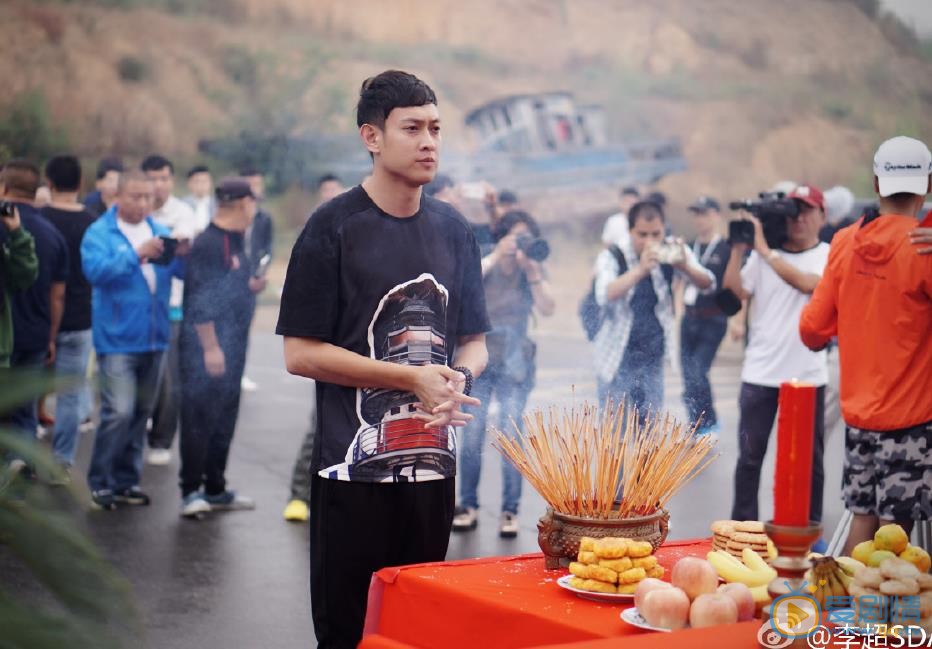 李超活动照 李超高清写真_李超高清剧照