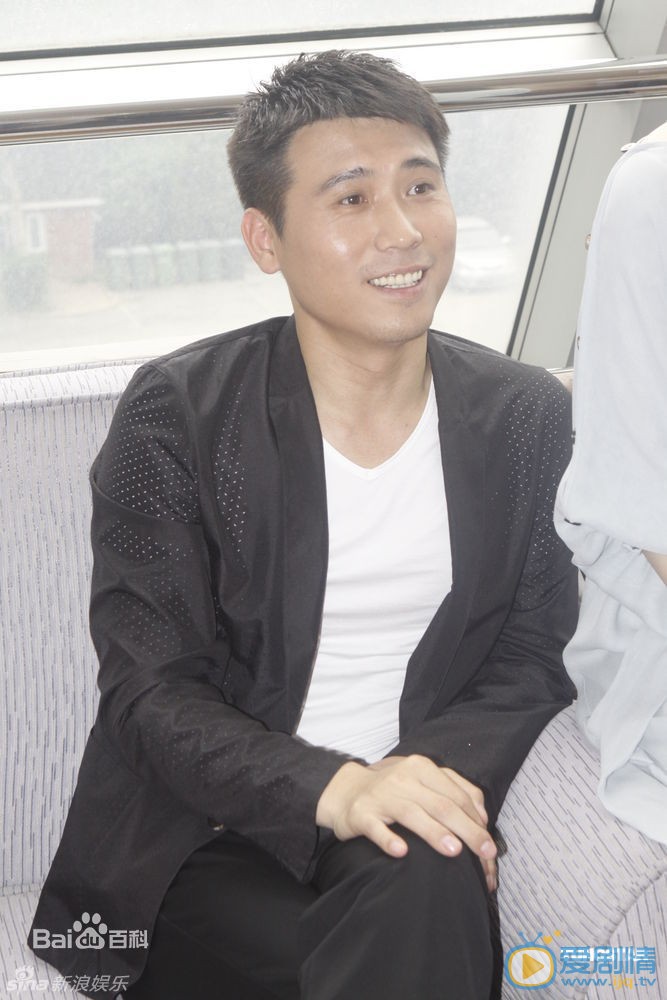 李乃文青涩照片 李乃文高清写真_李乃文高清剧照