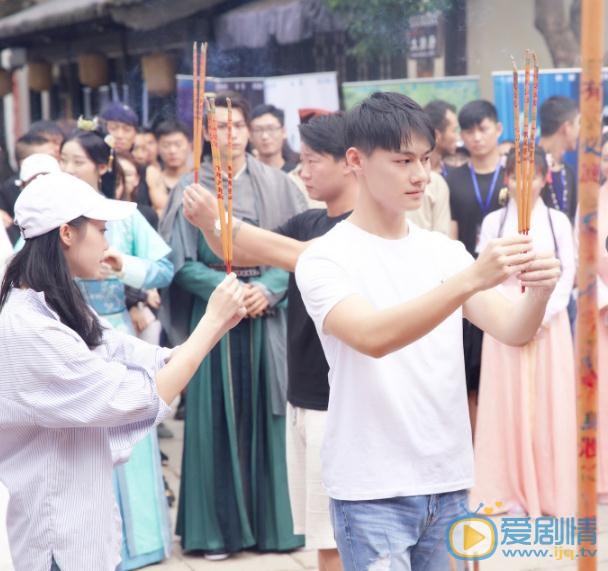 汪卓成开机照 汪卓成高清写真_汪卓成高清剧照