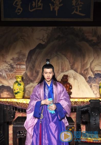 苏宥辰片场照 苏宥辰高清写真_苏宥辰高清剧照