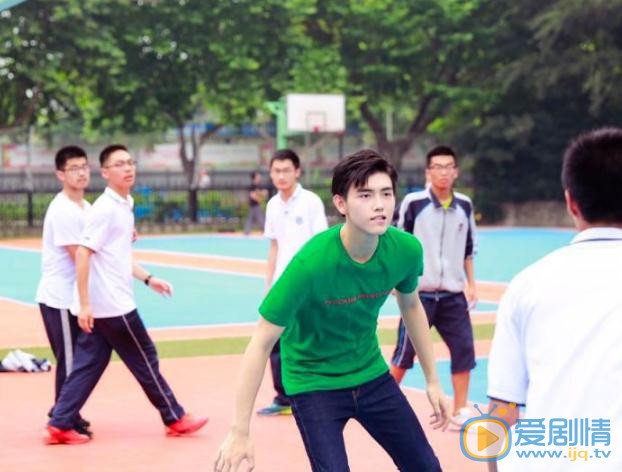 陈飞宇运动照 陈飞宇高清写真_陈飞宇高清剧照